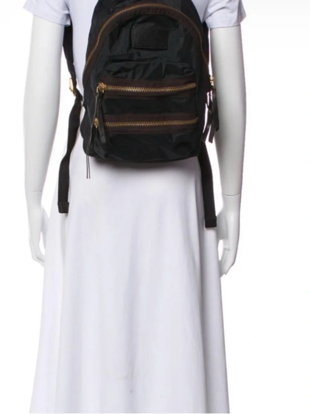 Marc Jacobs sleek black